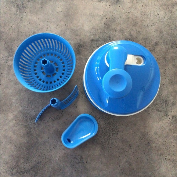 Tupperware QuickChef Chopper - Picture 3 of 3